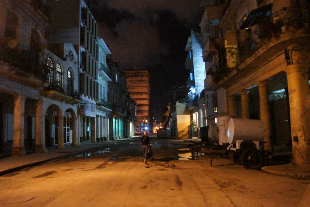 Kuba, Hawana by night